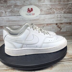 Nike Trainers Women's Size 6 White Swoosh Logo Court Vision Low Walking Running
